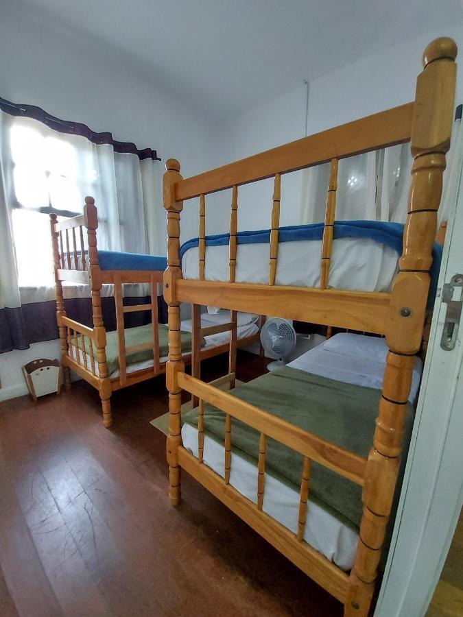 Garibaldi Hostel E Cafe Куритиба Екстериор снимка