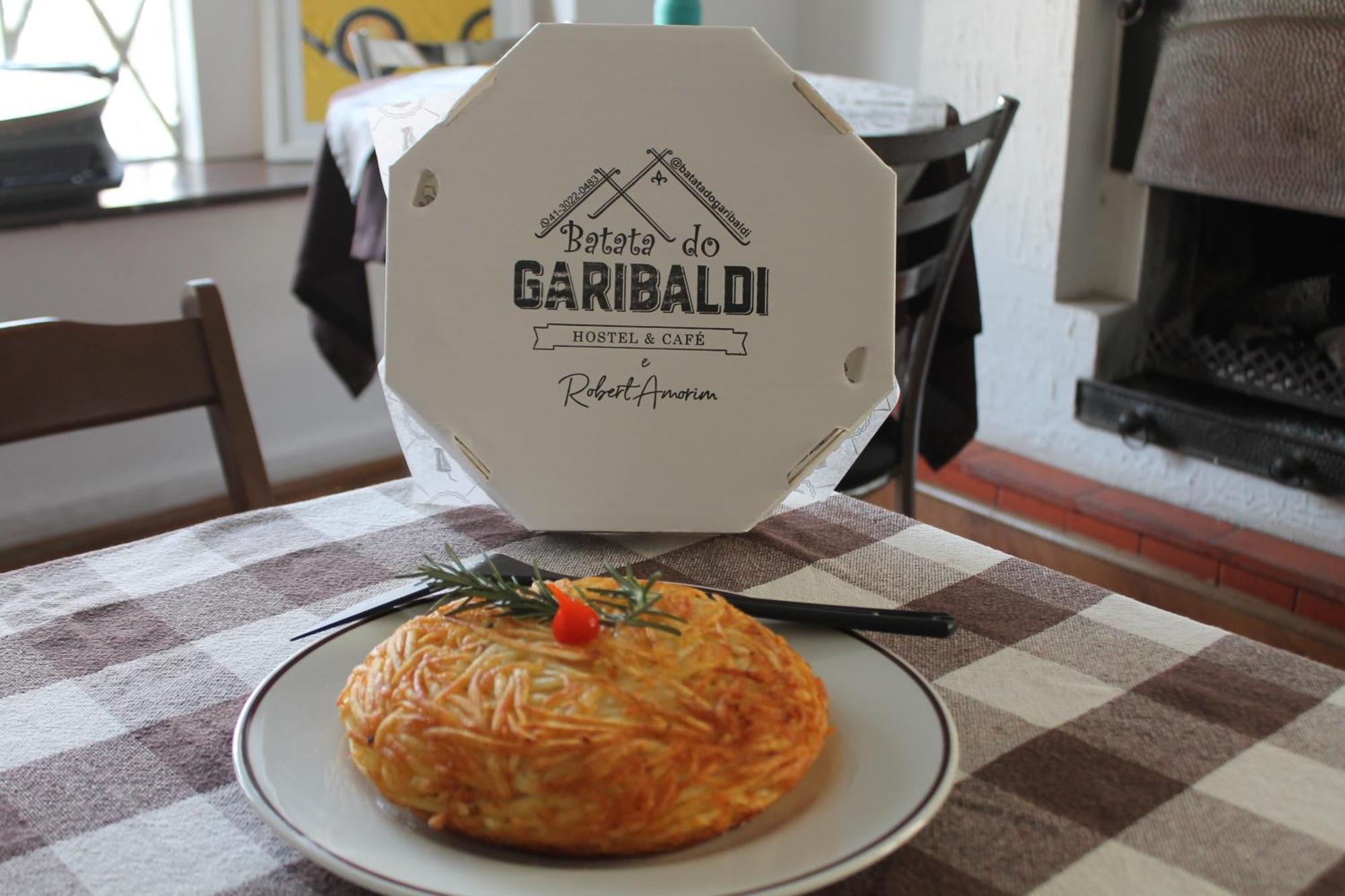 Garibaldi Hostel E Cafe Куритиба Екстериор снимка