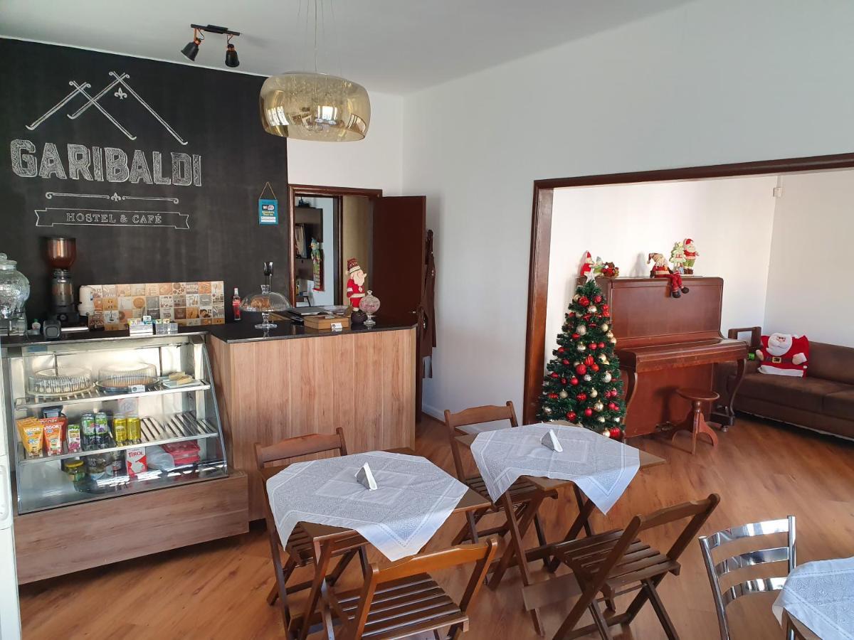 Garibaldi Hostel E Cafe Куритиба Екстериор снимка